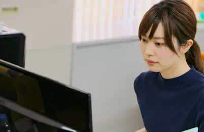 仕事はデスクワークが中心。エクセルの腕もだいぶ上がりました！